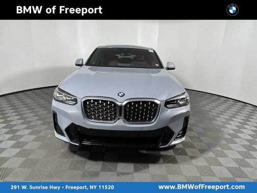 2023 BMW X4 xDrive30i