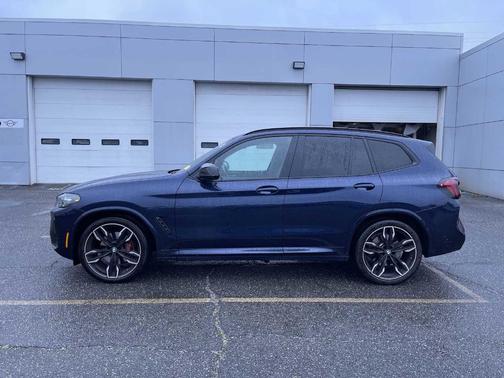 2023 BMW X3 M40i