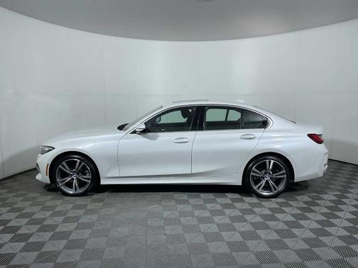 2024 BMW 330 i xDrive