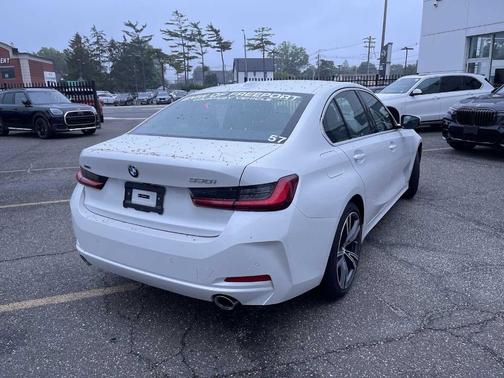 2024 BMW 330 i xDrive