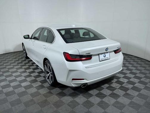 2024 BMW 330 i xDrive