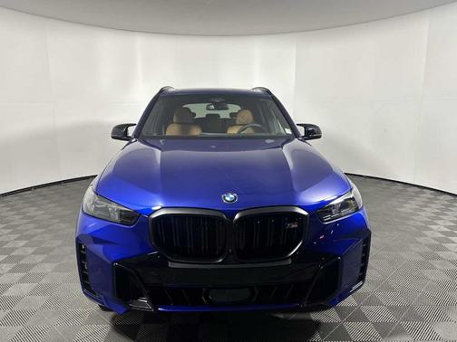 2026 BMW X5 M60i