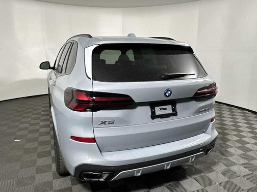 2026 BMW X5 PHEV xDrive50e