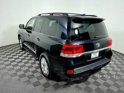 2021 Toyota Land Cruiser