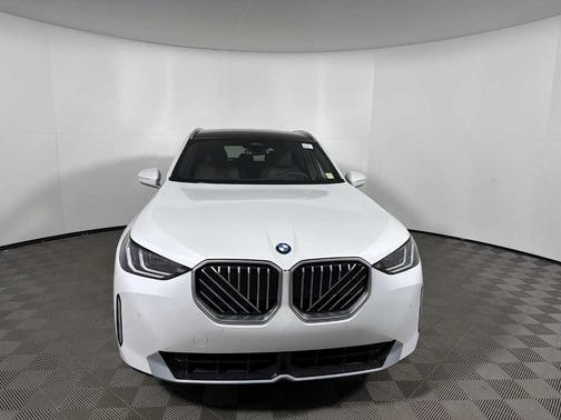 Mineral White Metallic 2026 BMW X3 30 xDrive