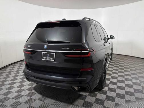 2023 BMW X7 xDrive40i