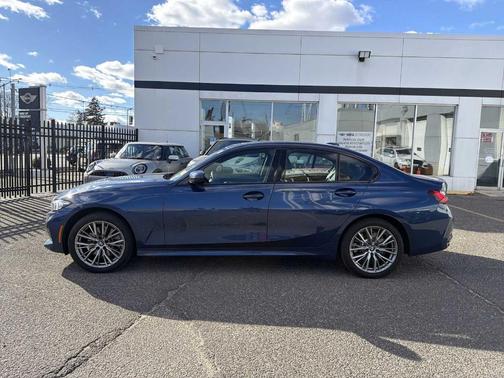 2023 BMW 330 i xDrive