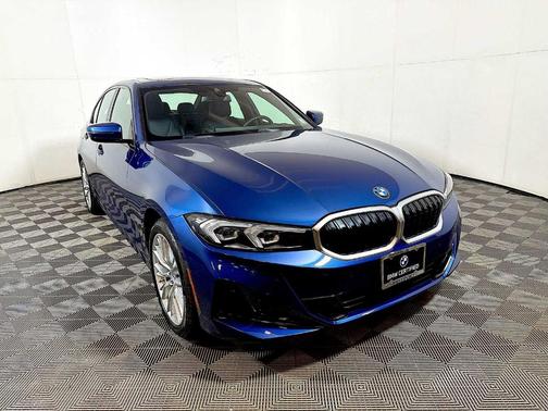 2023 BMW 330 i xDrive