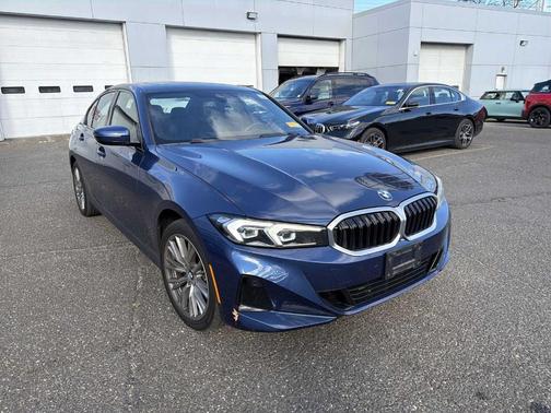 2023 BMW 330 i xDrive