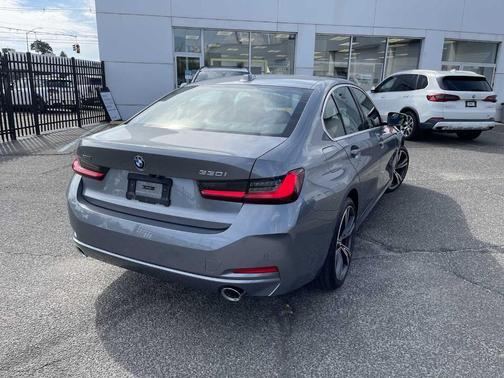 2024 BMW 330 i xDrive
