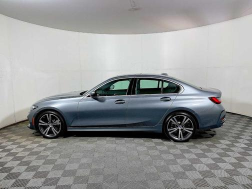 2024 BMW 330 i xDrive