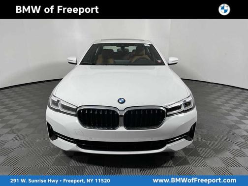 Alpine White 2023 BMW 530 i xDrive