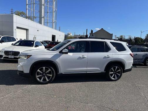 2023 Honda Pilot Elite