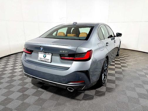 2025 BMW 330 i xDrive