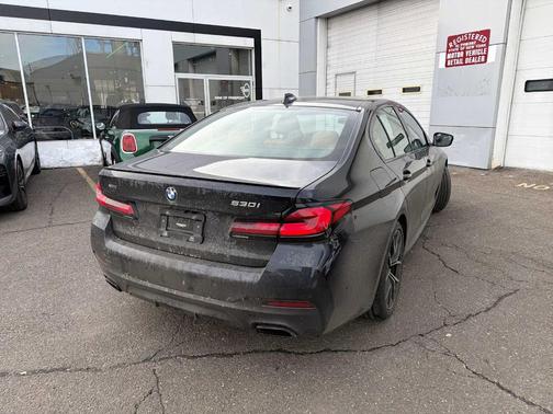 2023 BMW 530 i xDrive