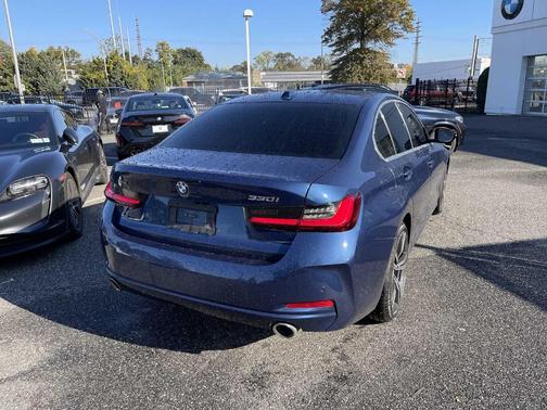 2024 BMW 330 i xDrive
