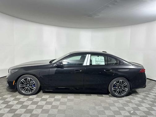 2026 BMW 550e xDrive