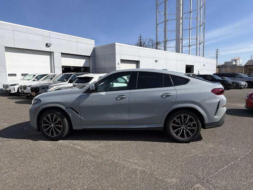 2024 BMW X6 xDrive40i