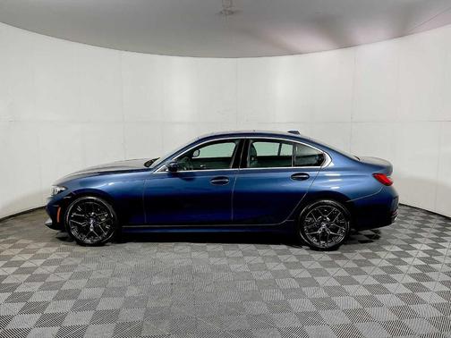 2025 BMW 330 i xDrive