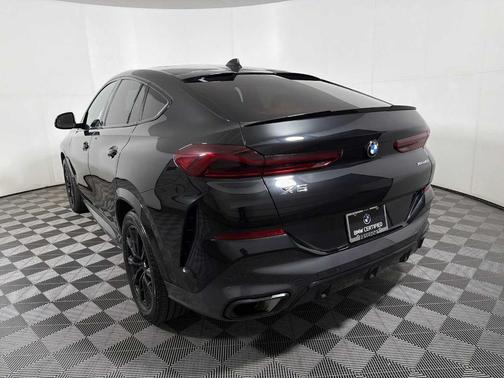 2023 BMW X6 xDrive40i