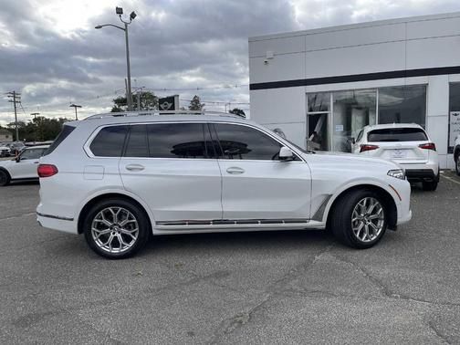 2022 BMW X7 xDrive40i