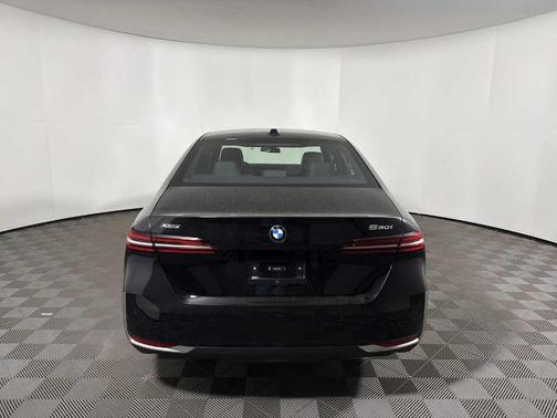 Black Sapphire Metallic 2026 BMW 530 i xDrive