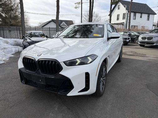 2024 BMW X6 xDrive40i