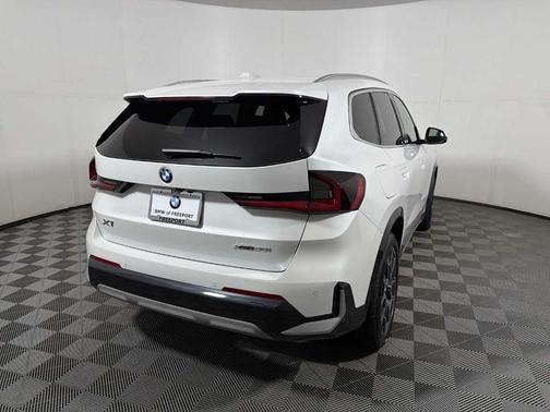 2025 BMW X1 xDrive28i