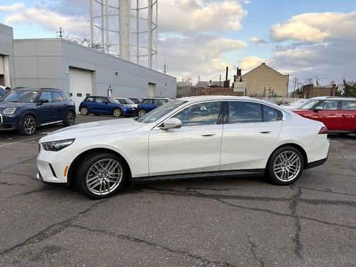 2024 BMW 530 i xDrive