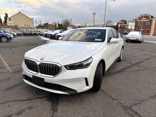 2024 BMW 530 i xDrive