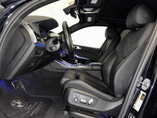 Carbon Black Metallic 2023 BMW X5 xDrive40i