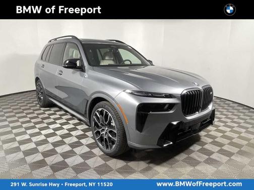 2025 BMW X7 M60i