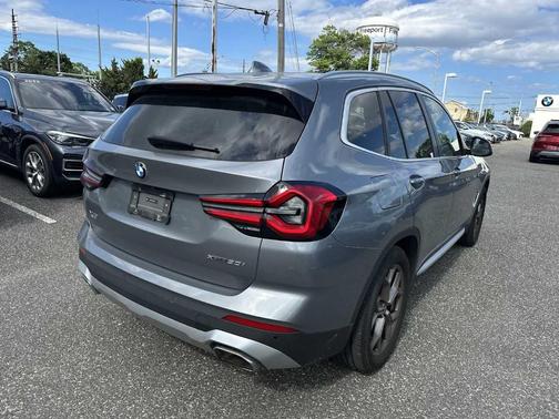 Gray Metallic 2024 BMW X3 xDrive30i