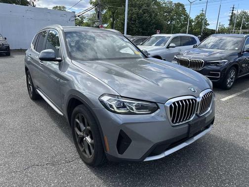 Gray Metallic 2024 BMW X3 xDrive30i