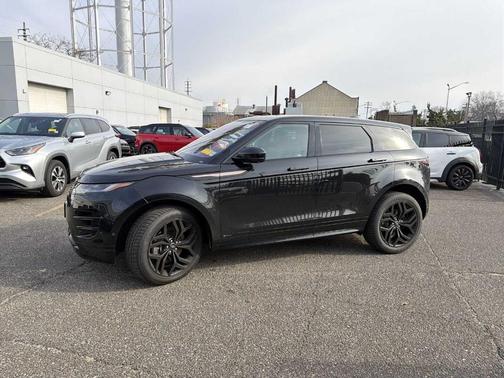2021 Land Rover Range Rover Evoque R-Dynamic SE