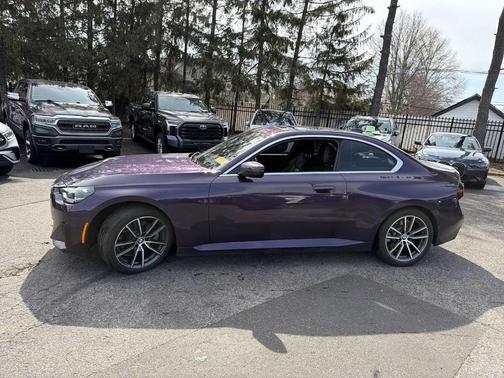 Metallic 2022 BMW 230 i