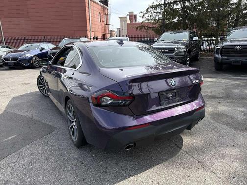 Metallic 2022 BMW 230 i
