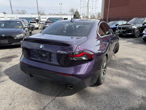 Metallic 2022 BMW 230 i