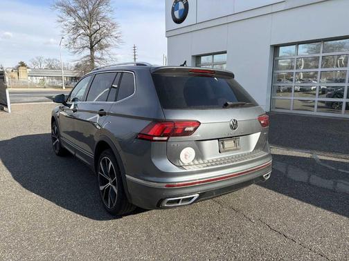 2022 Volkswagen Tiguan 2.0T SEL R-Line