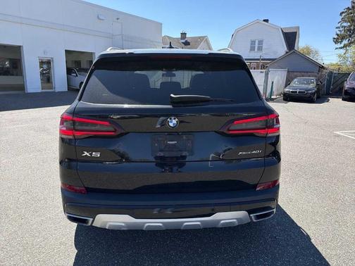 Jet Black 2021 BMW X5 xDrive40i