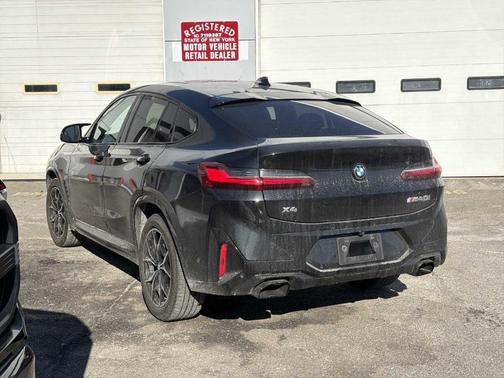 2024 BMW X4 M40i