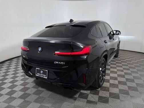2024 BMW X4 M40i