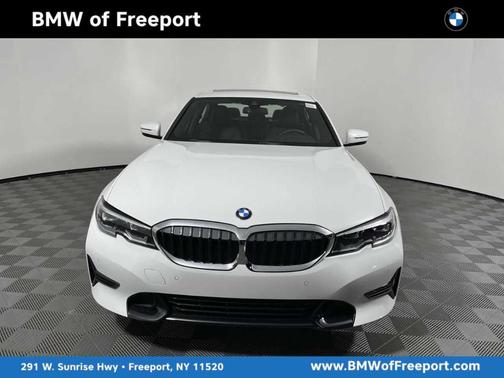 2022 BMW 330 i xDrive