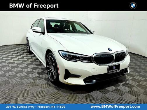 2022 BMW 330 i xDrive