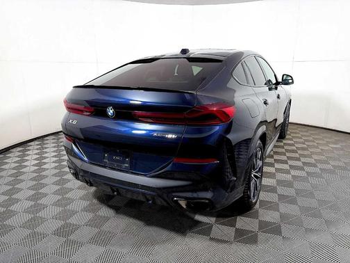 Carbon Black Metallic 2024 BMW X6 xDrive40i