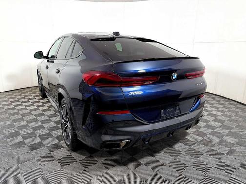 Carbon Black Metallic 2024 BMW X6 xDrive40i