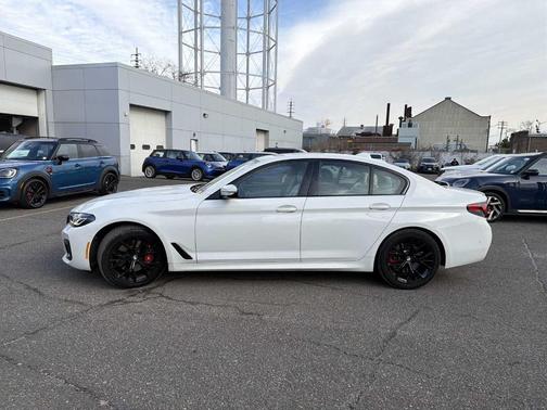 2023 BMW 530 i xDrive