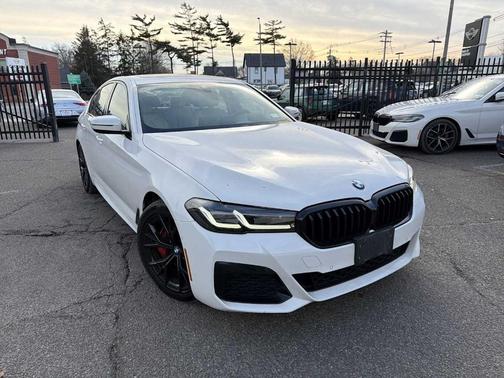 2023 BMW 530 i xDrive