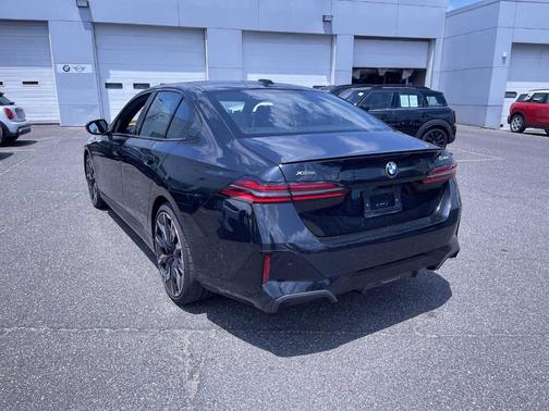 2024 BMW 540 i xDrive