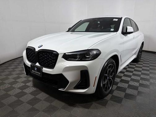 2023 BMW X4 xDrive30i